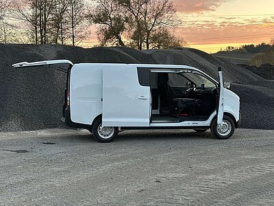 EV48 VAN - Günstiger Elektro-Lieferwagen - Reichweite bis zu 300 KM